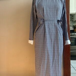 Elegant Checkered Long Sleeve Dress